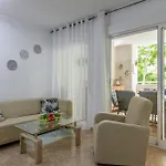 Isabela Apartamento *